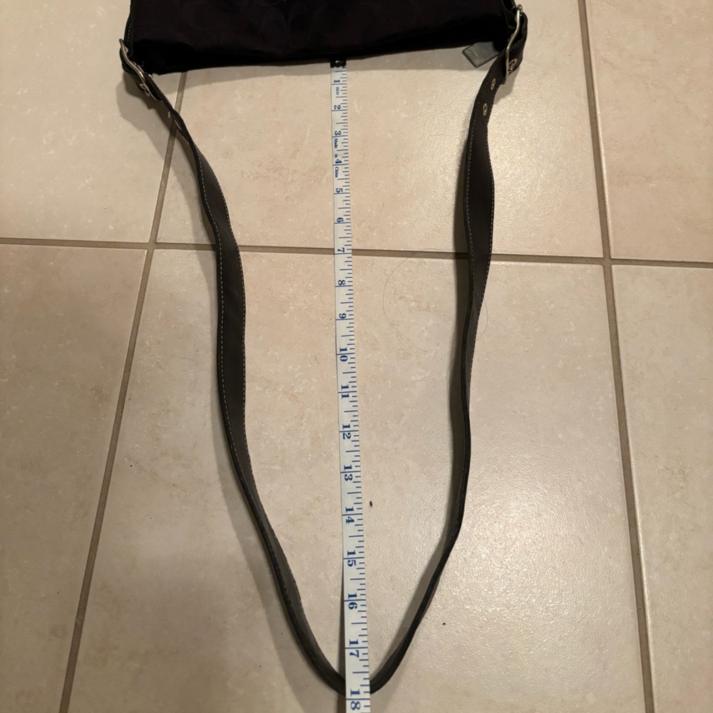 Coach Bag - Picture 8 of 11